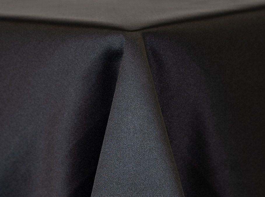 Lamour, Black Linen